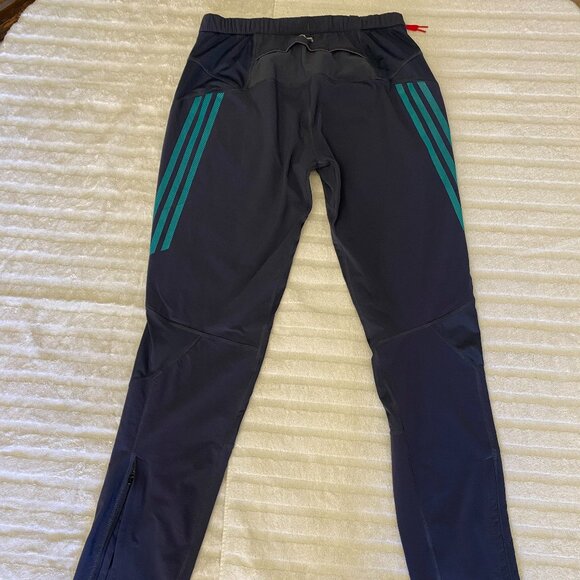 Outdoor running pants; elasticized drawstring waist; Adidas brand - Picture 2 of 15